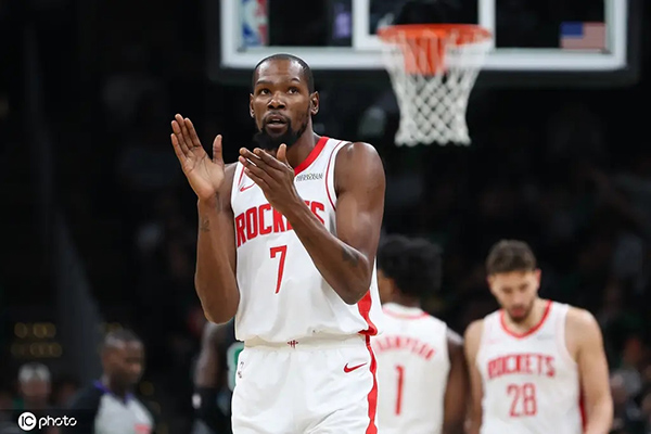 杜兰特率火箭轻取绿军：物是人非，松弛感回归