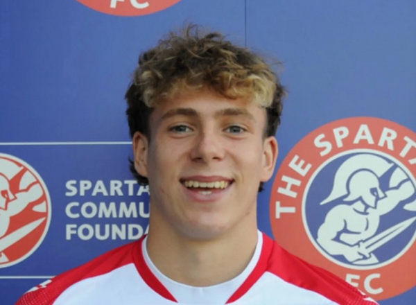 太阳报:借充电之机施暴,苏格兰球员因强奸获刑3年9个月