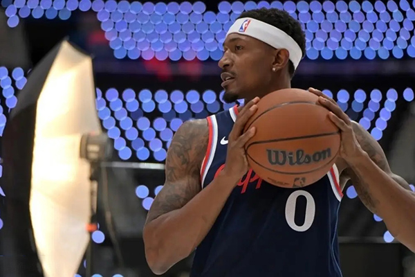 快船季前赛轮换藏冲冠深意 登卡提前休战比尔首秀待定